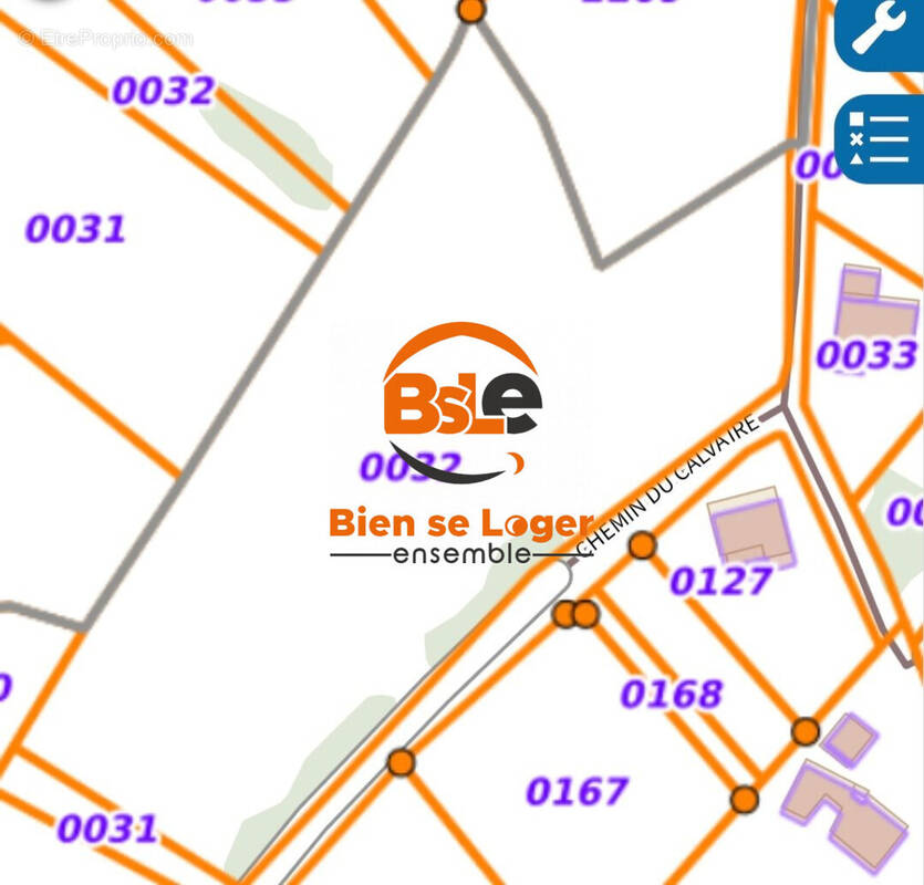 Terrain à SAINT-ALBAN-SUR-LIMAGNOLE