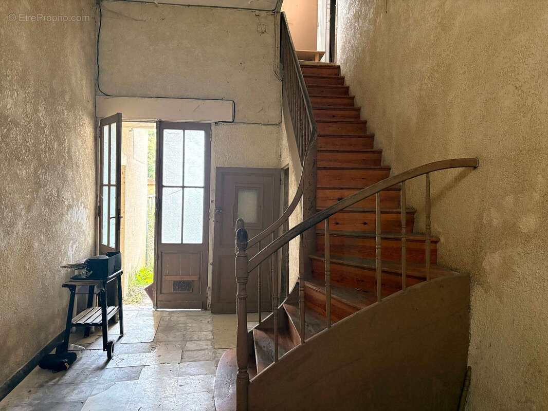 Appartement à BLAYE