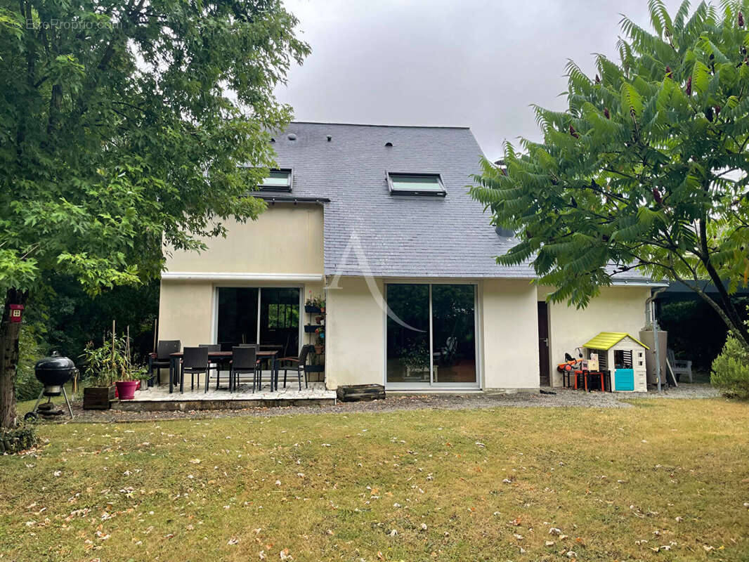 Maison à SOULAINES-SUR-AUBANCE