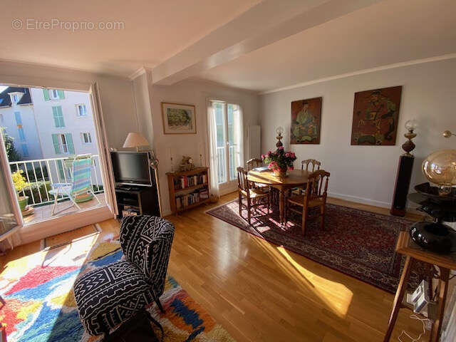 Appartement 81 m² à Groslay  - photo 20