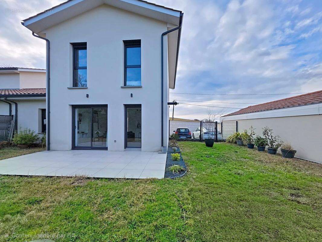 Maison à VALENCIN