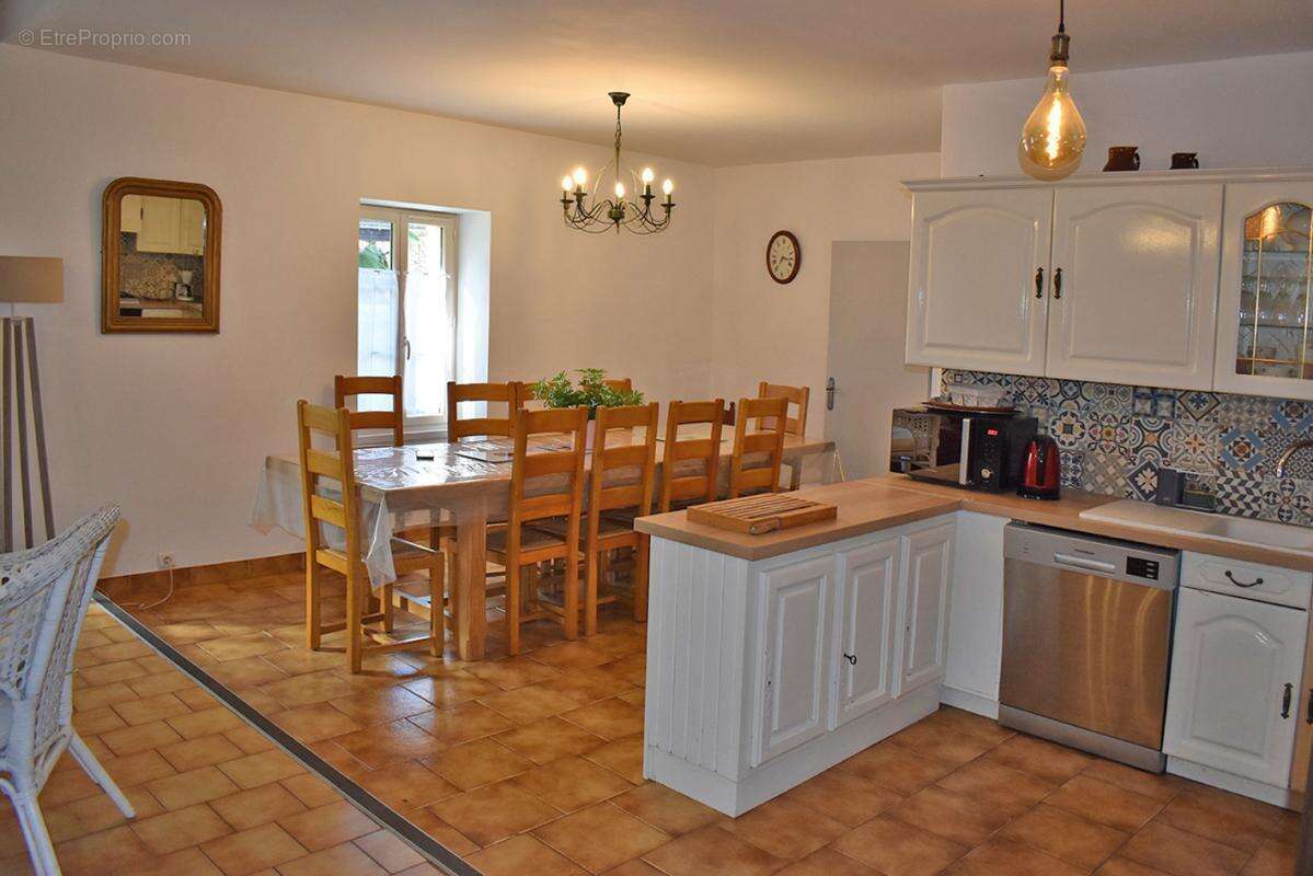 Maison Coly Saint Amand 6 pièce(s) 140 m2 - photo 11