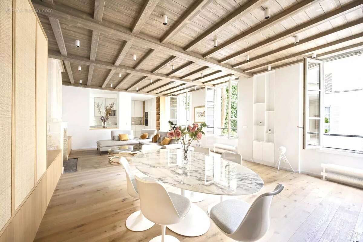 Maison à PARIS-7E