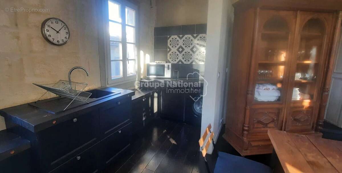 AVIGNON IM, appartement P5, dernier étage. - photo 2