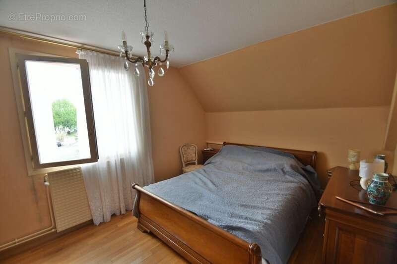 Maison à LA CLAYETTE