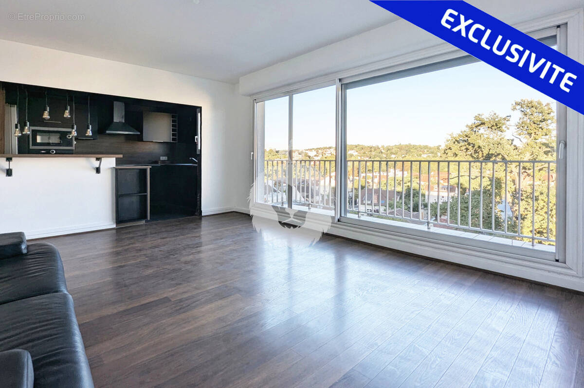 Appartement à SAINT-MAUR-DES-FOSSES