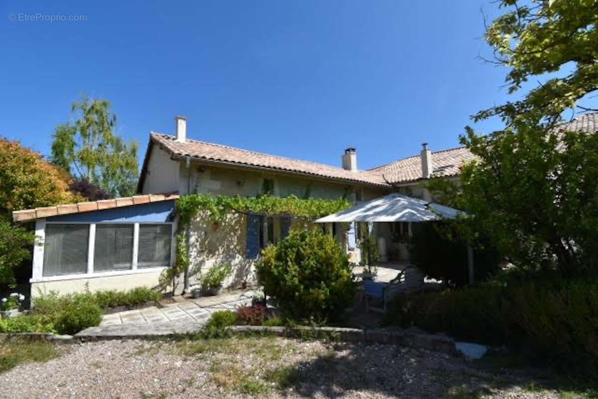 Maison à VANXAINS