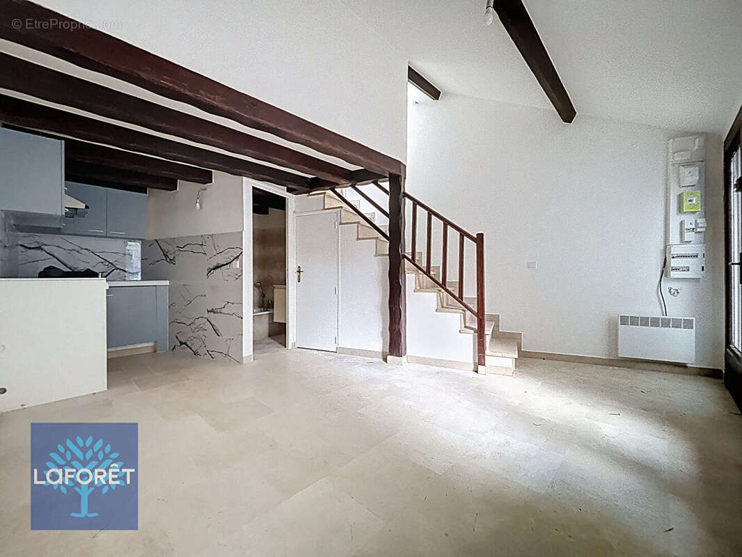 Maison à CHENNEVIERES-SUR-MARNE