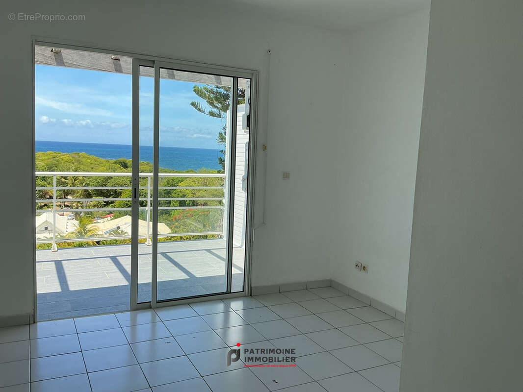 Appartement à LE GOSIER