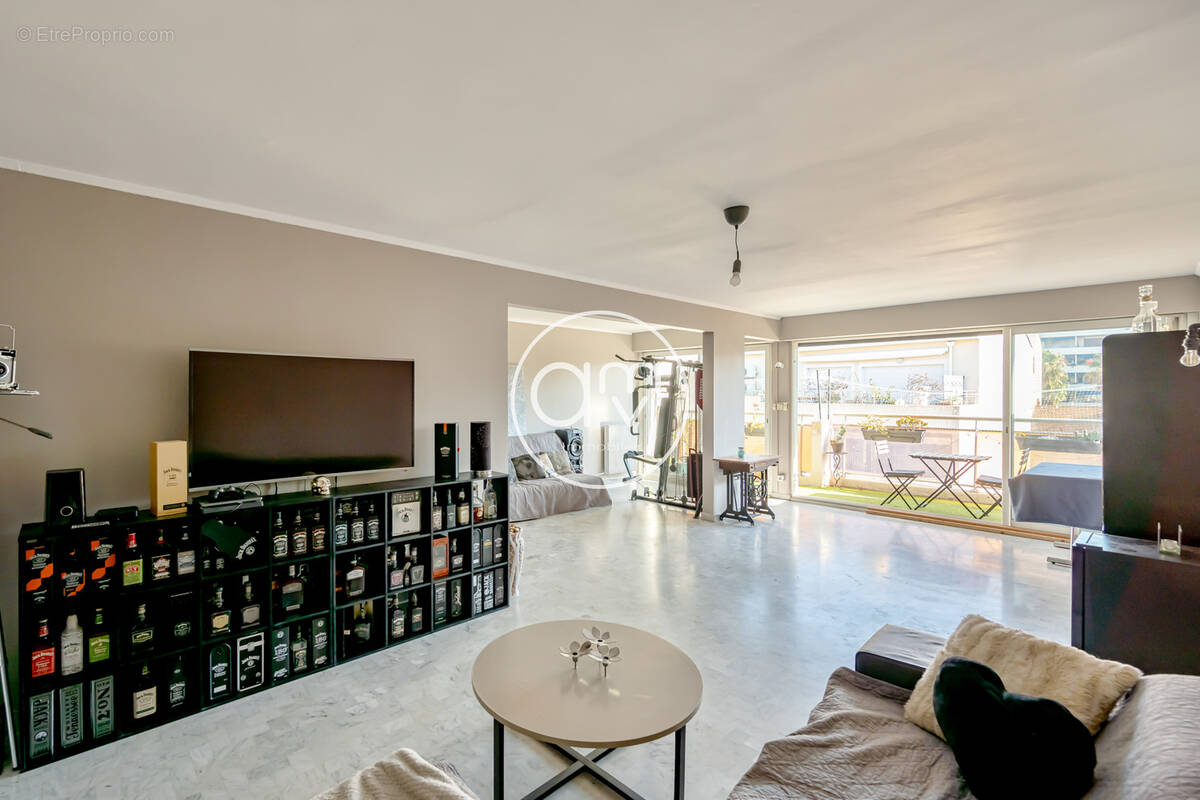 Appartement à HYERES