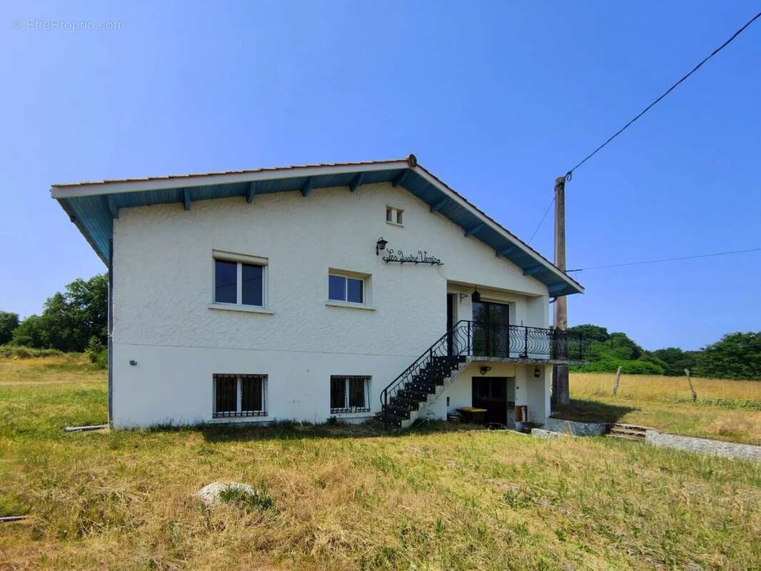 Maison à CABANAC-ET-VILLAGRAINS