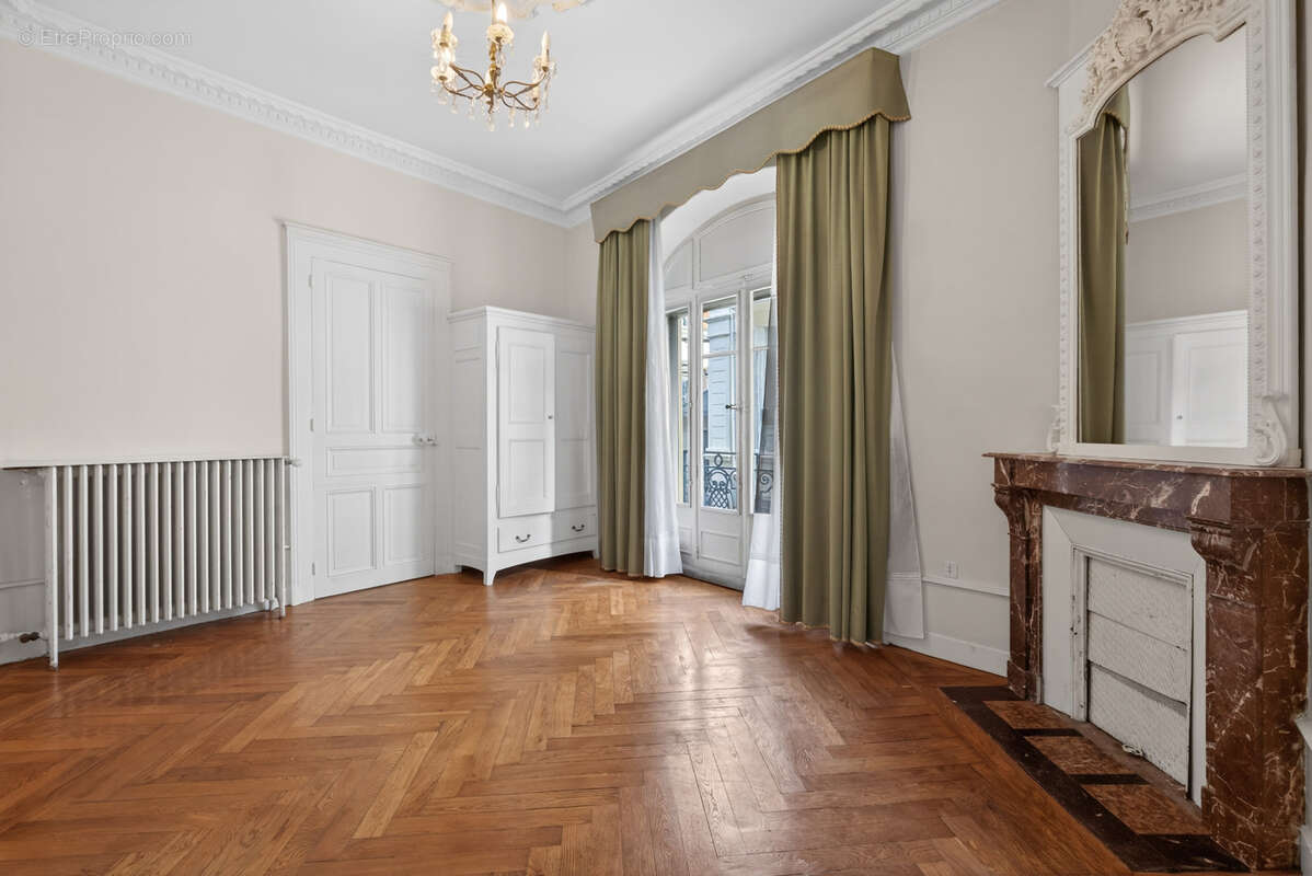Appartement à AIX-LES-BAINS