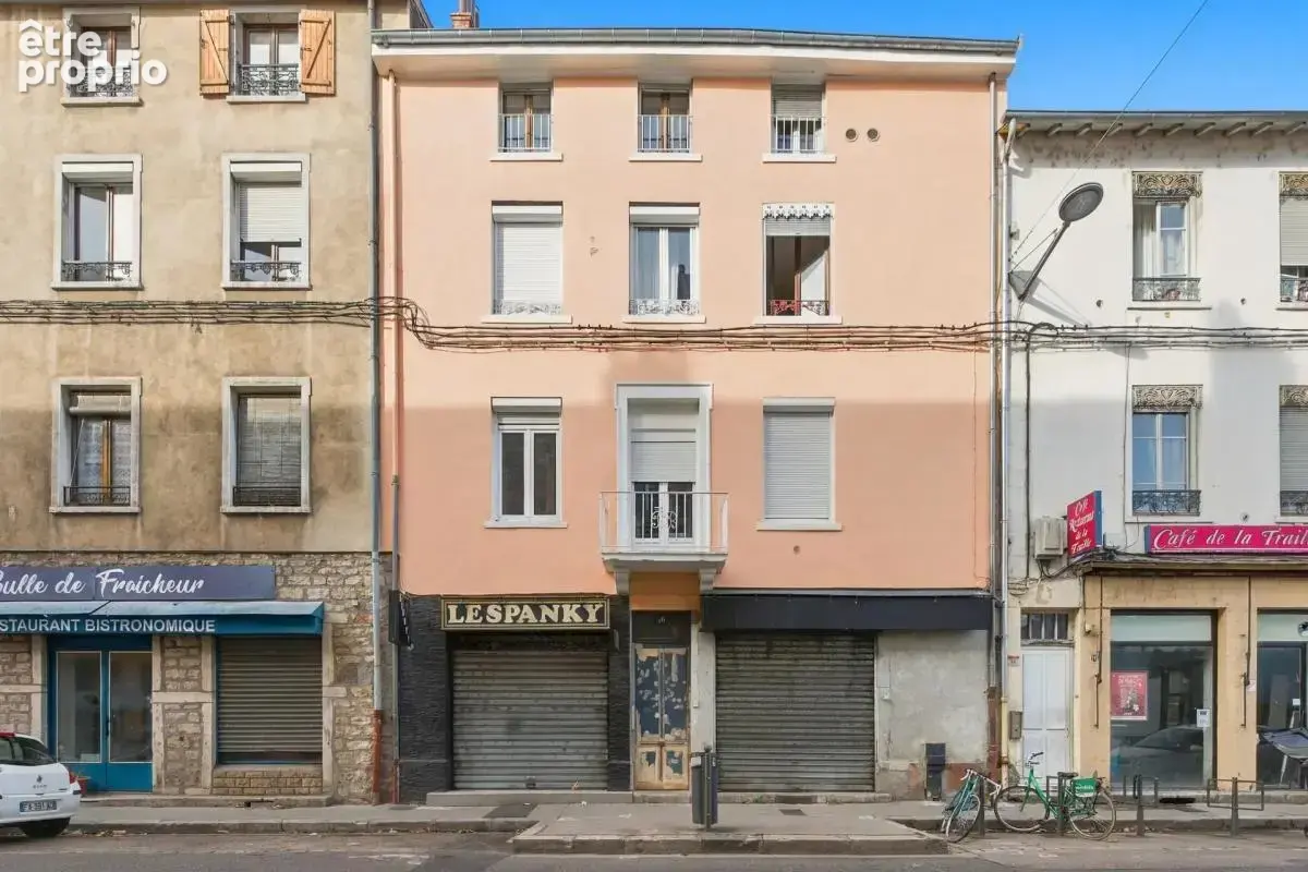 Appartement 3 pièces rénové à proximité des commodités à Oullins - photo 10