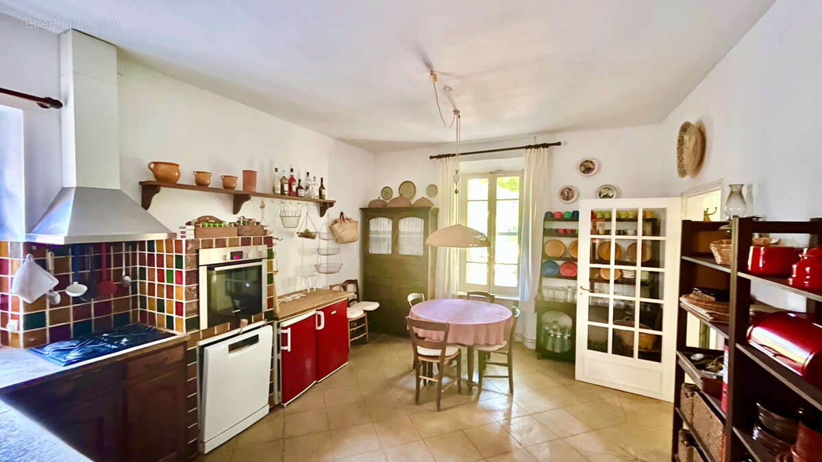 Maison à BEAUMES-DE-VENISE