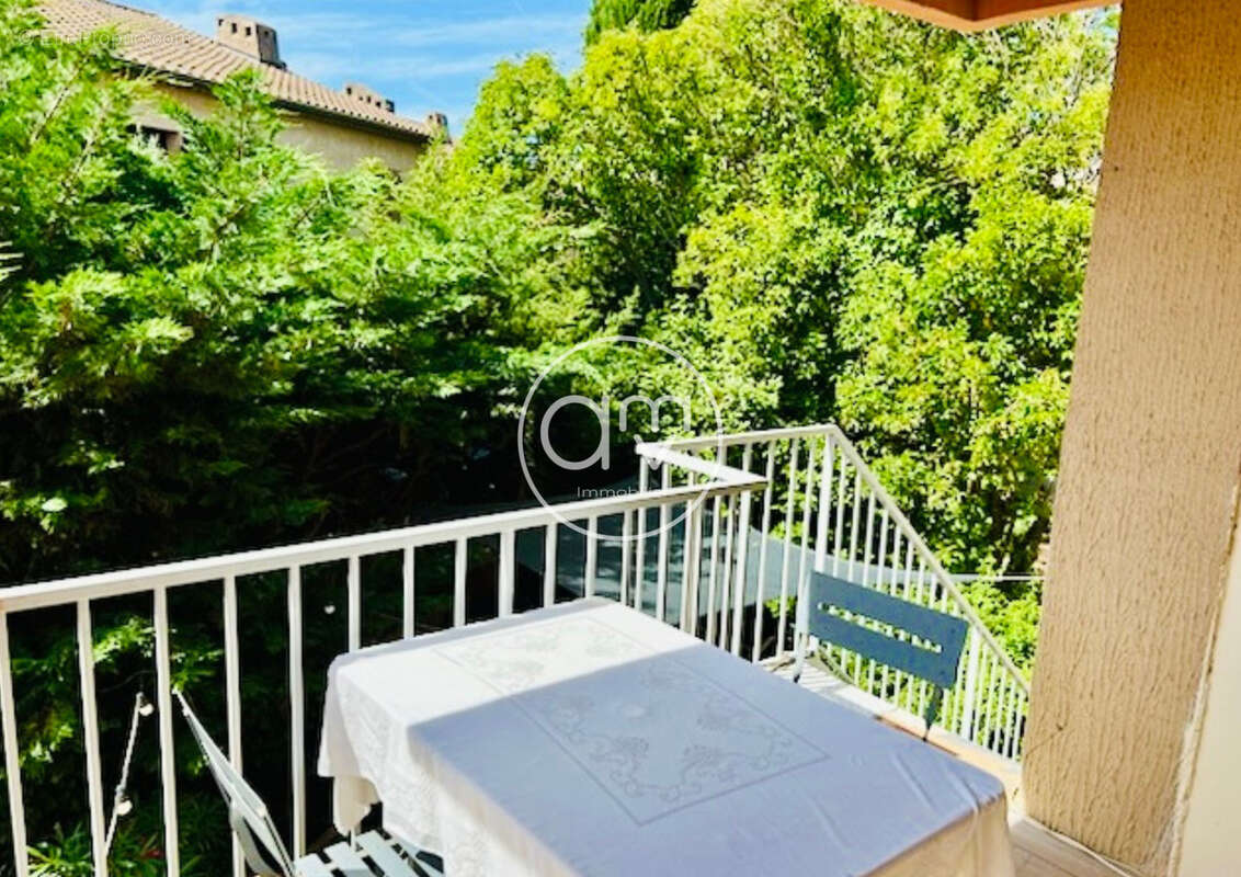 Appartement à HYERES