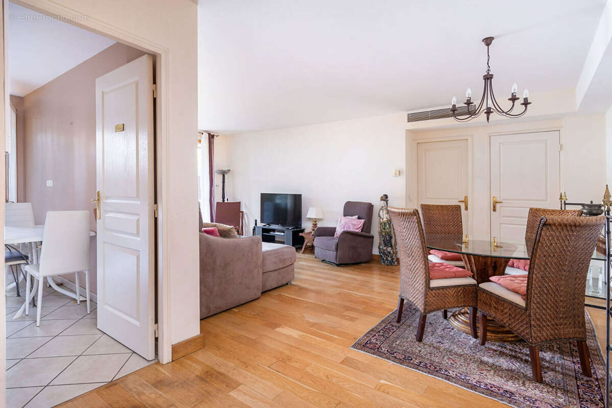 Appartement à LYON-1E