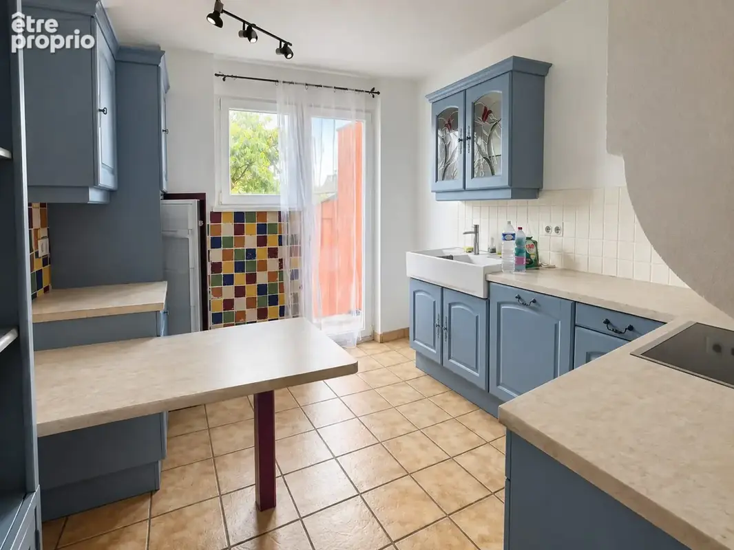 Maison 5 pièces 106 m² à vendre à Saint-Louis (68300) - photo 4