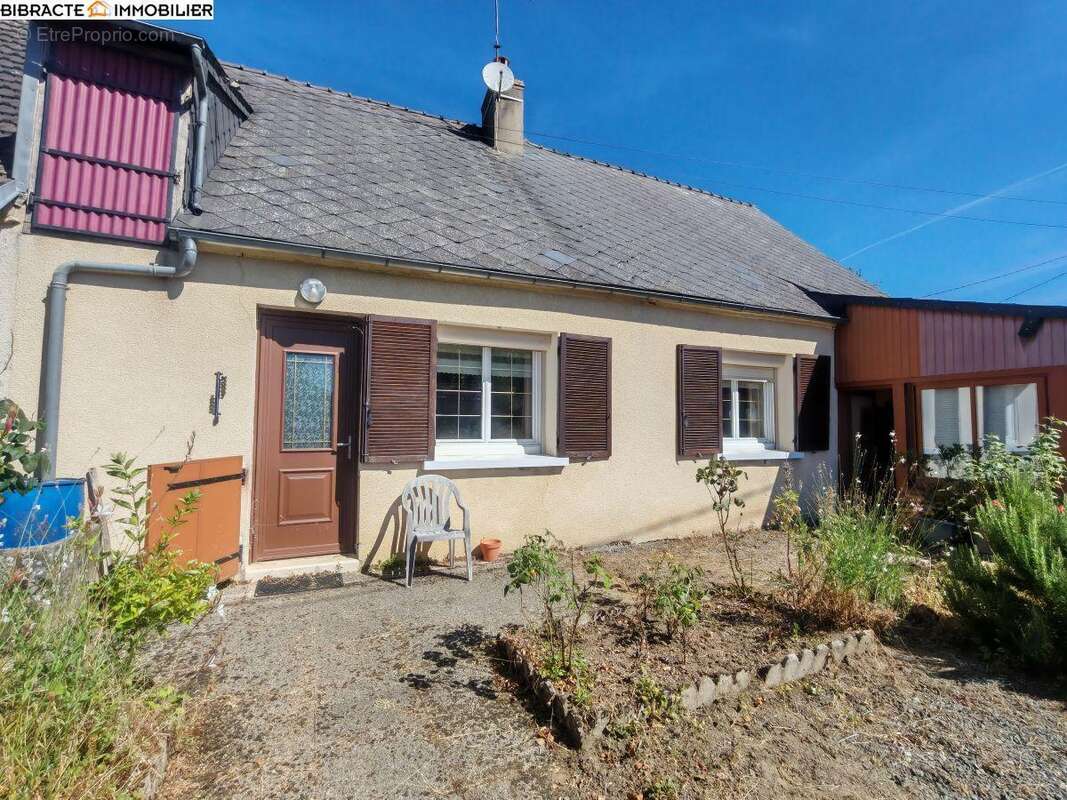 Maison à SAVIGNY-POIL-FOL