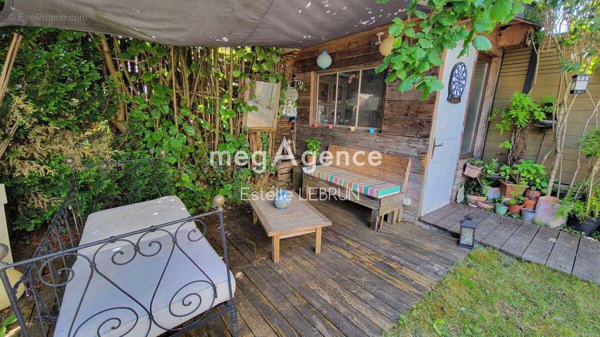 Maison - 8 pièces - 6 Chambres - Studio 16m² - Garage - Stationnement - Sous-Sol Complet - Jardin Sans Vis-à-Vis - photo 18