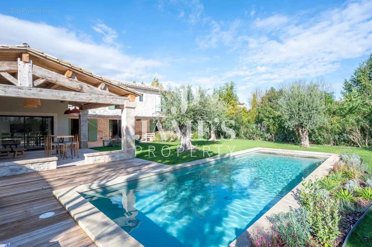 Maison à SAINT-REMY-DE-PROVENCE