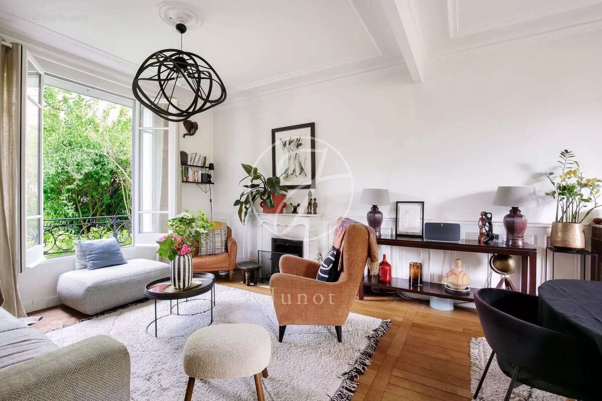 Maison à LE VESINET