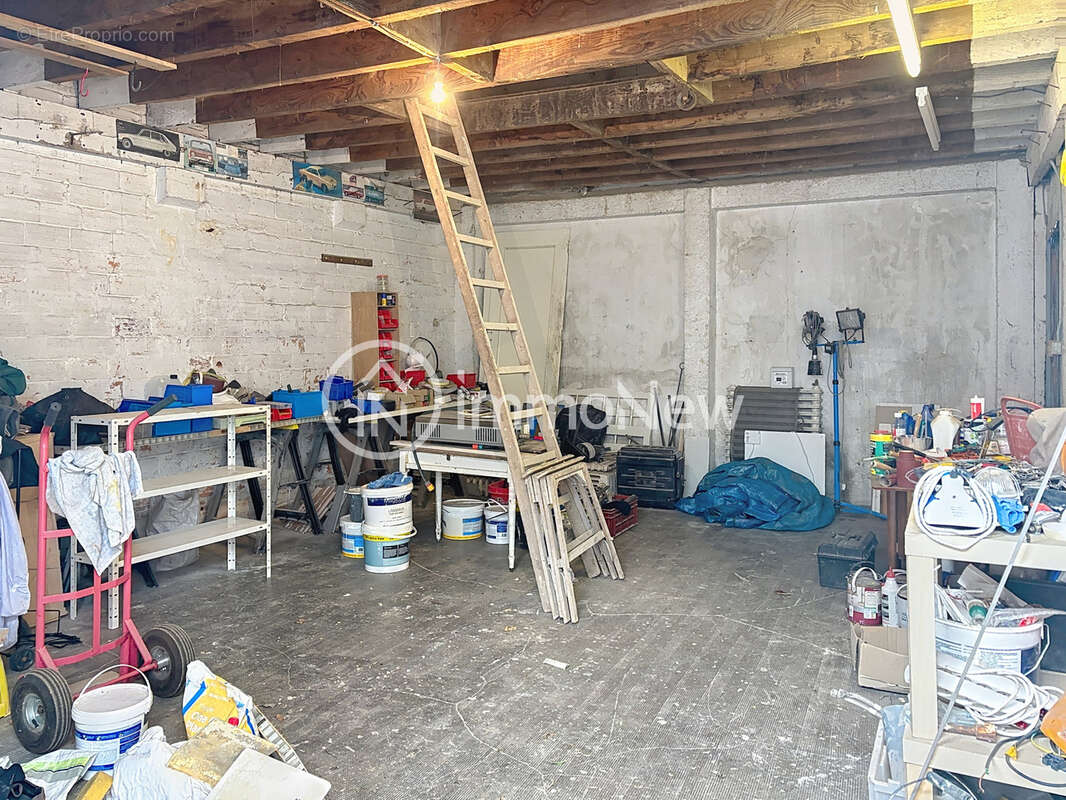 Belle maison de ville 70 m2 sur terrain 495 m2 dans centre ville a 200 metres des commerces - photo 11