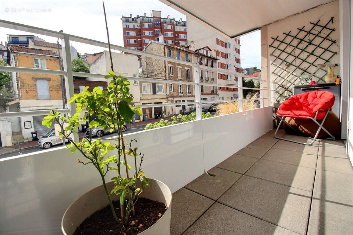 Appartement à ISSY-LES-MOULINEAUX