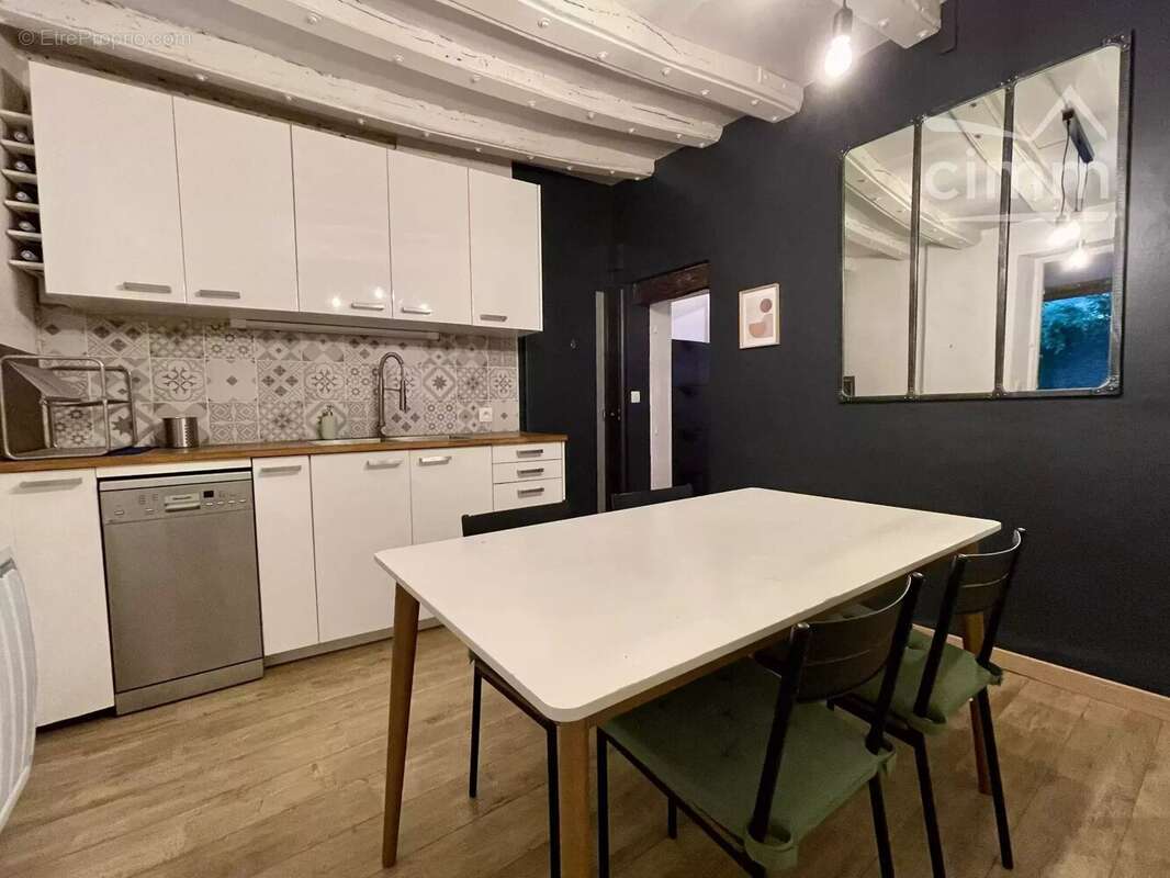 Appartement à VERSAILLES