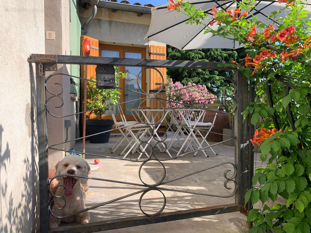 Grignan - maison de village 3 pièces avec terrasse et garage - photo 30