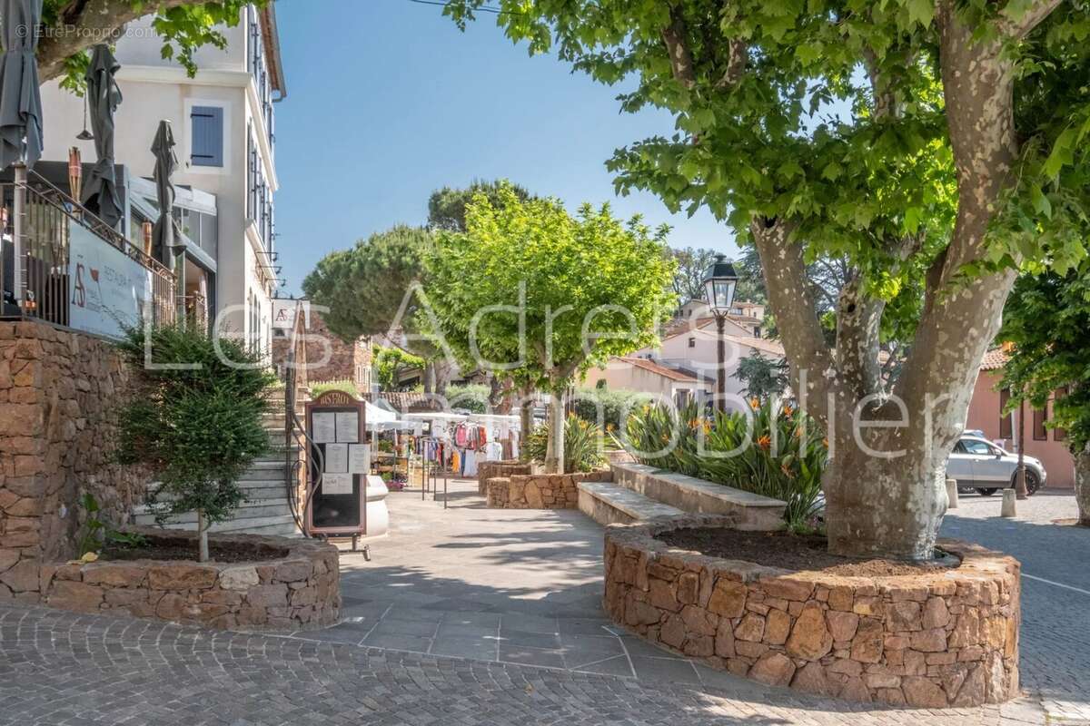 Appartement à LES ADRETS-DE-L&#039;ESTEREL