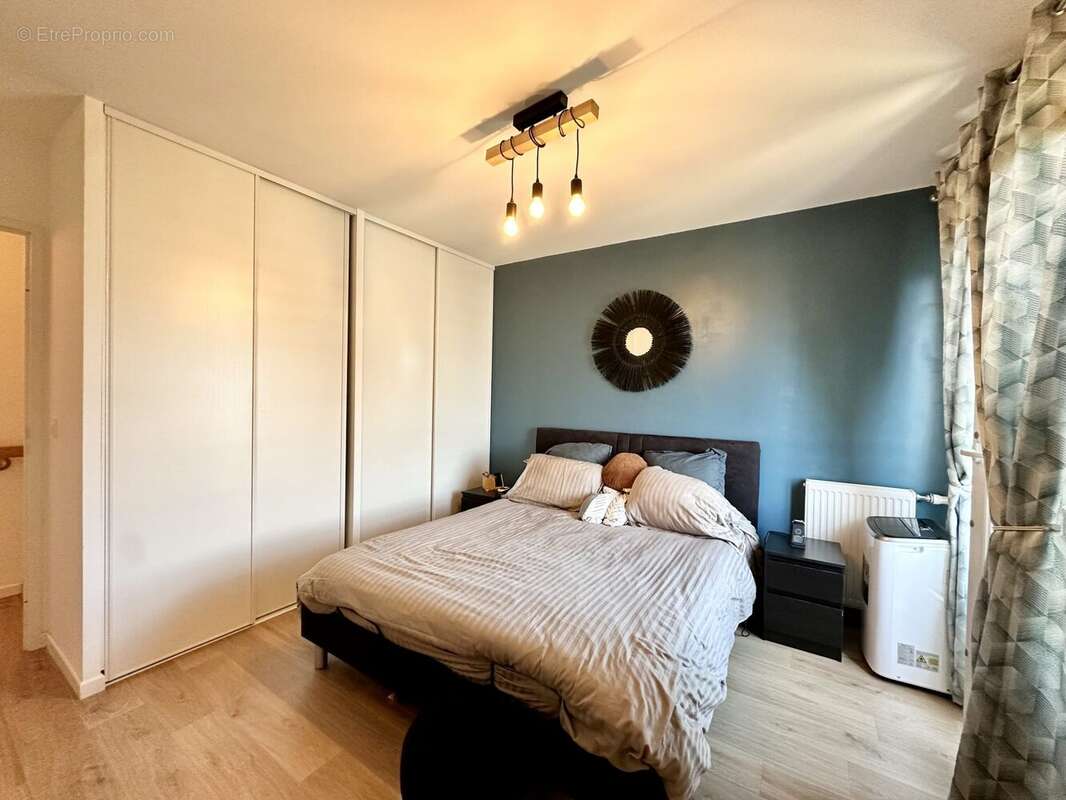 Appartement à SAVIGNY-LE-TEMPLE