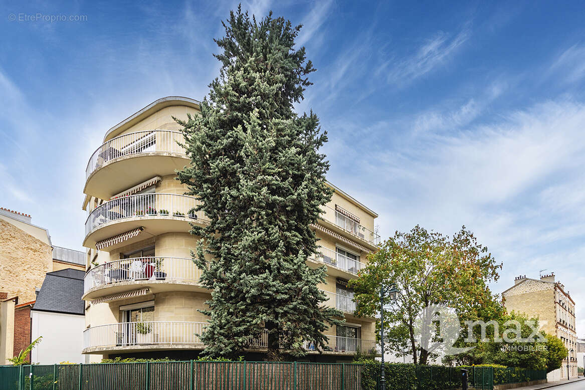 Appartement à ASNIERES-SUR-SEINE