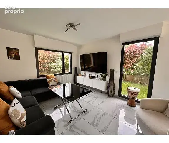 Maison à LA QUEUE-EN-BRIE