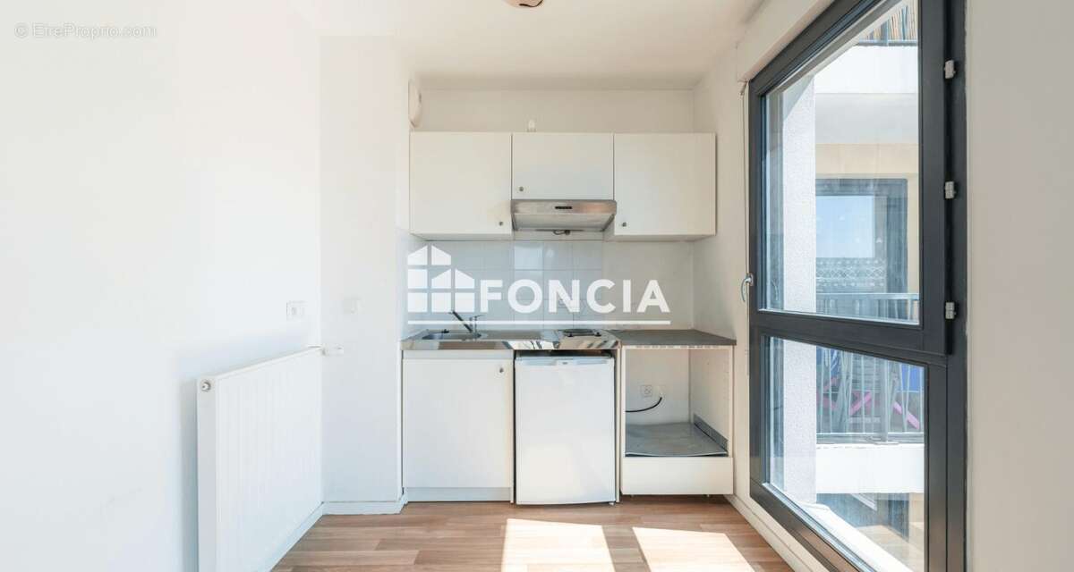 Appartement à AUBERVILLIERS