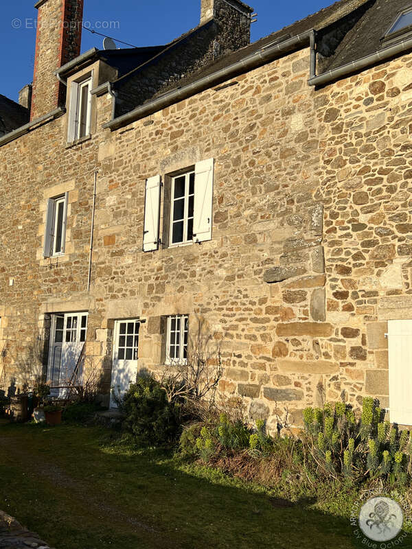 Maison à CREHEN