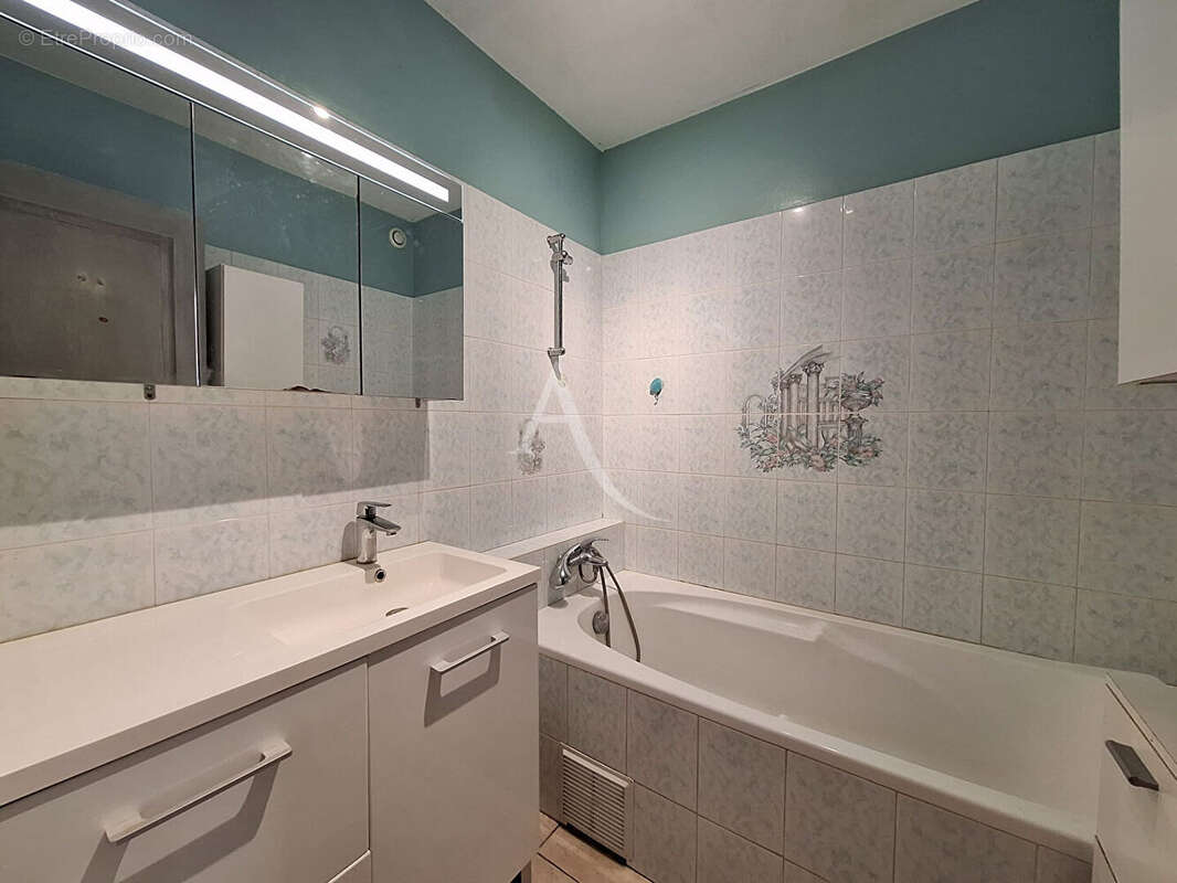 Maison à MARGUERITTES