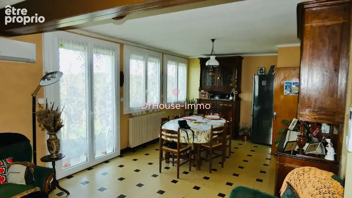 Maison 235 m² à Itzac  - photo 5