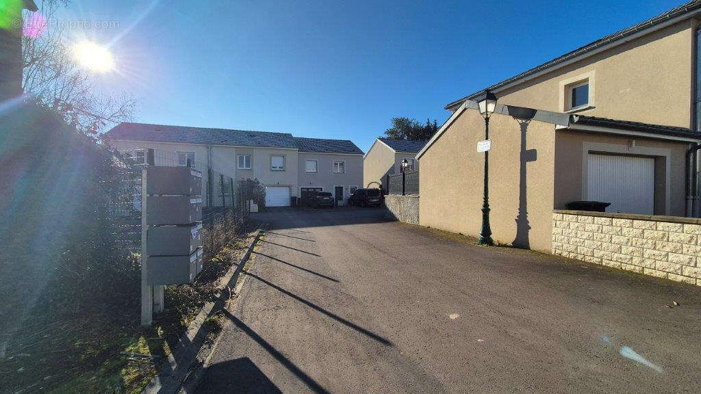 Maison à ROUSSY-LE-VILLAGE