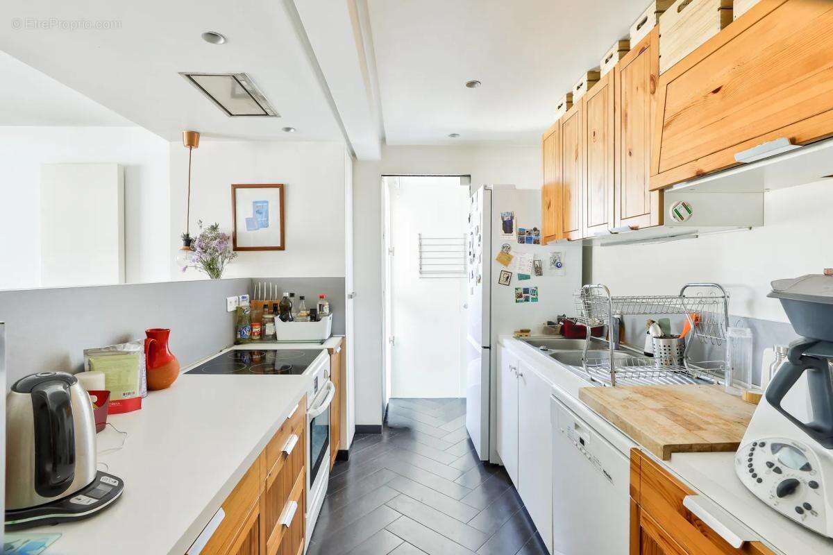 Appartement à PARIS-20E