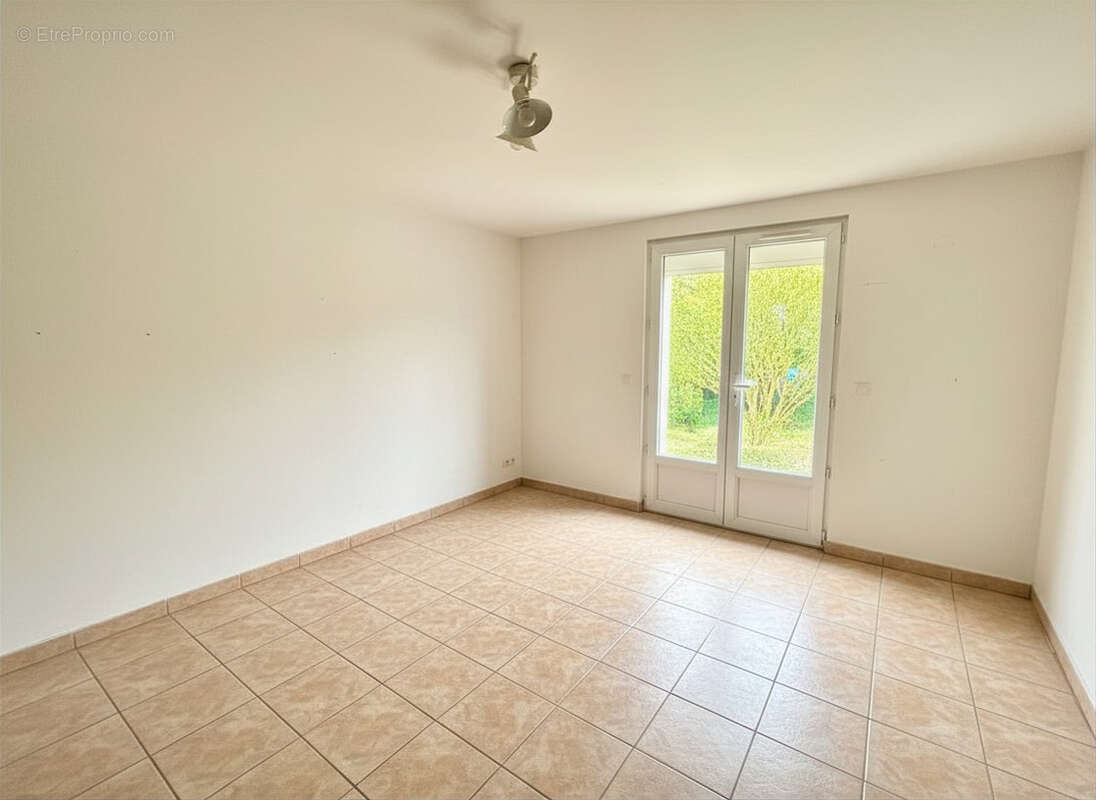 Maison à SENONCHES
