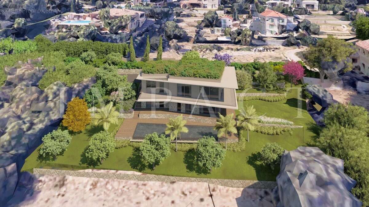 Terrain à VALLAURIS