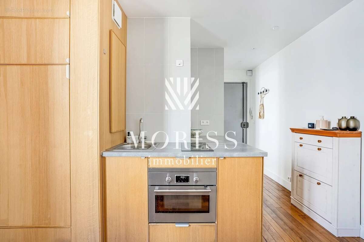 Appartement à PARIS-18E