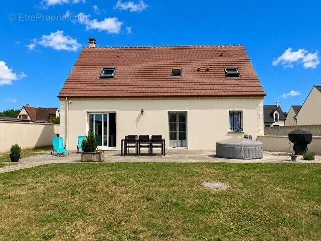 Maison 122 m² à Lassigny  - photo 2