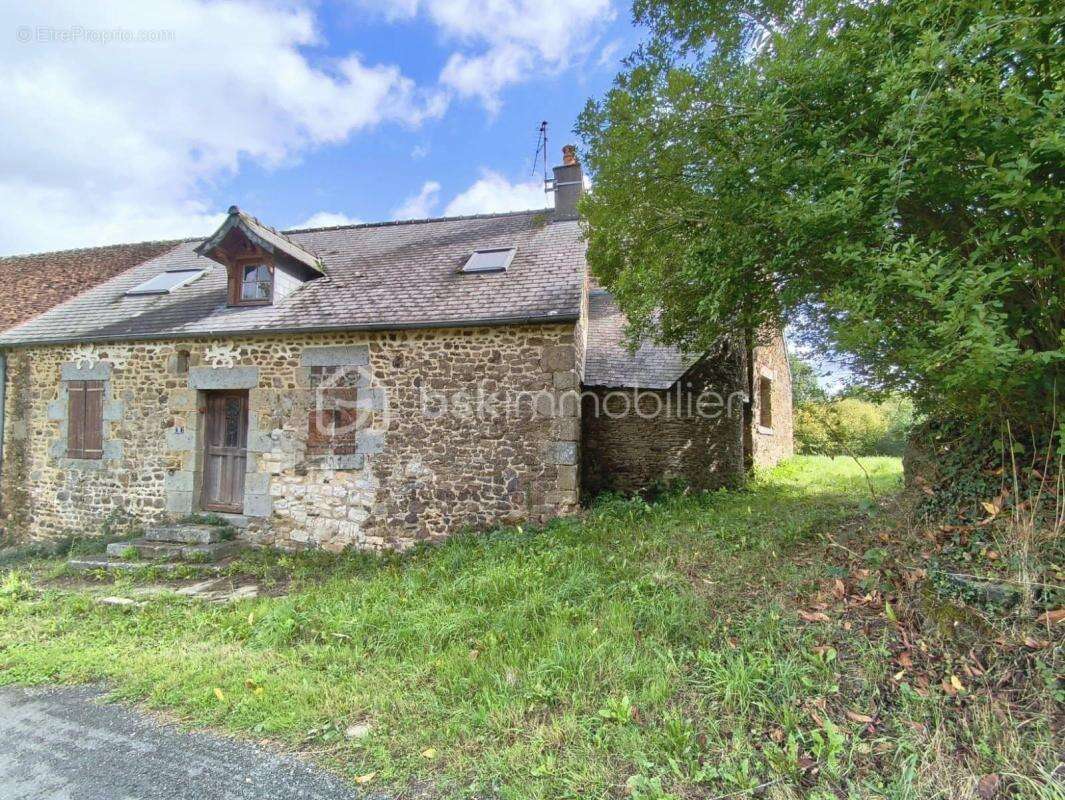 Maison à MAGNY-LE-DESERT
