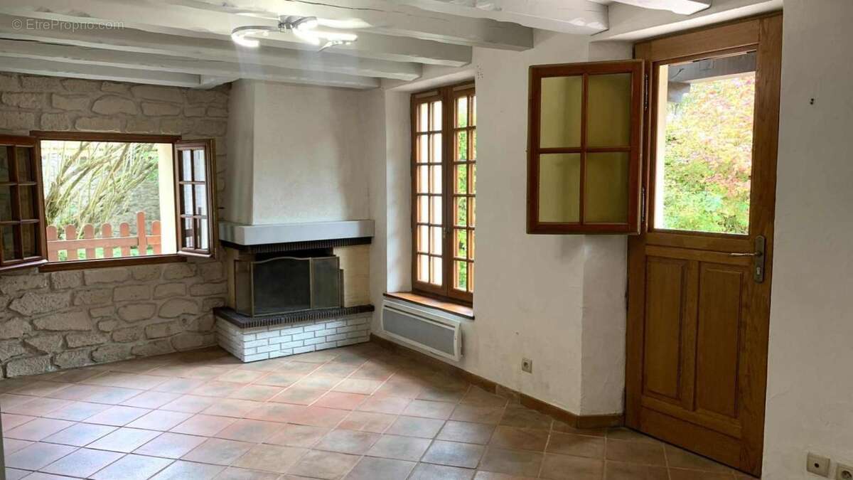 Maison à MAREIL-SUR-MAULDRE