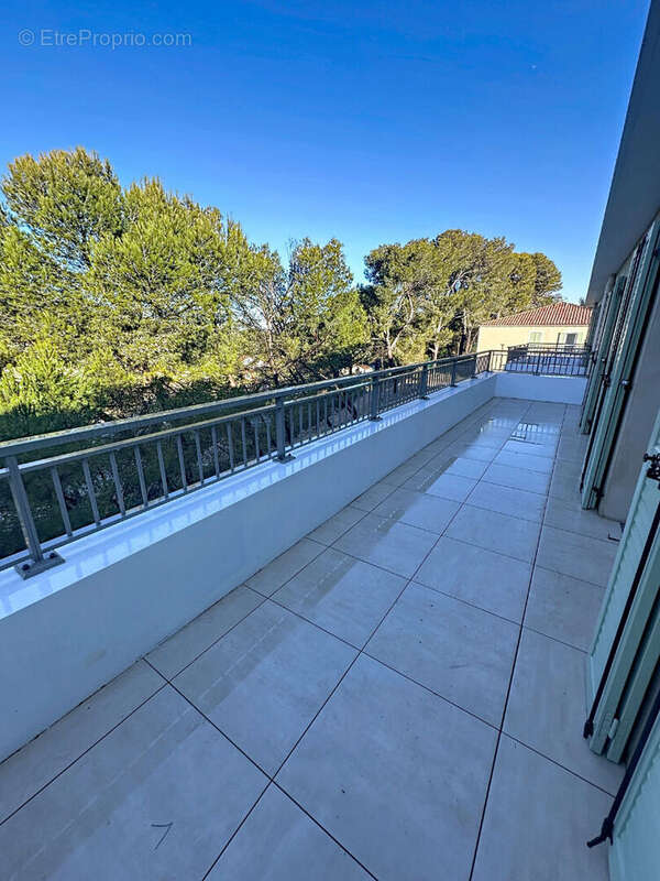 Appartement à CABRIES