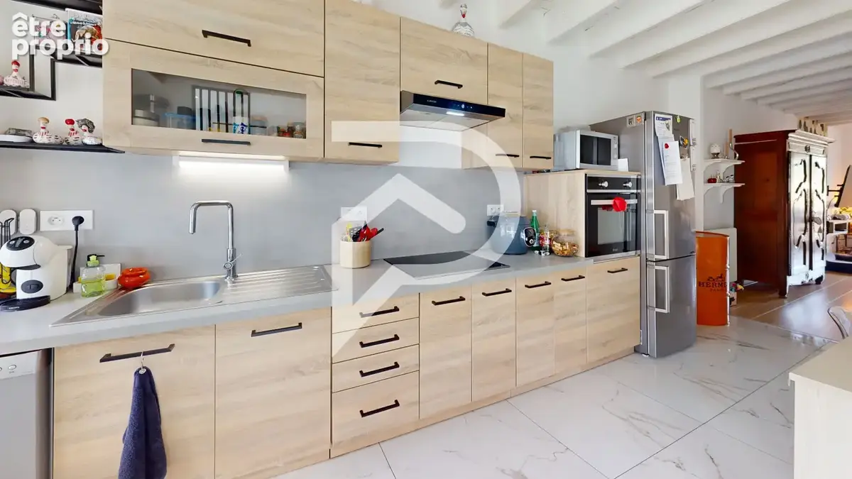 Maison  6 pièce(s) - photo 5