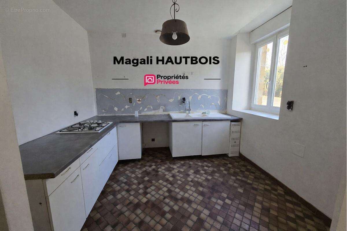 Maison Saint Hilaire Du Harcouet 5 pièce(s) 115 m2 - photo 3