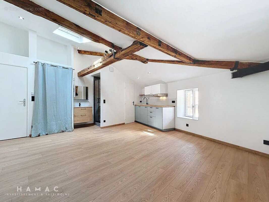 Appartement à OULLINS