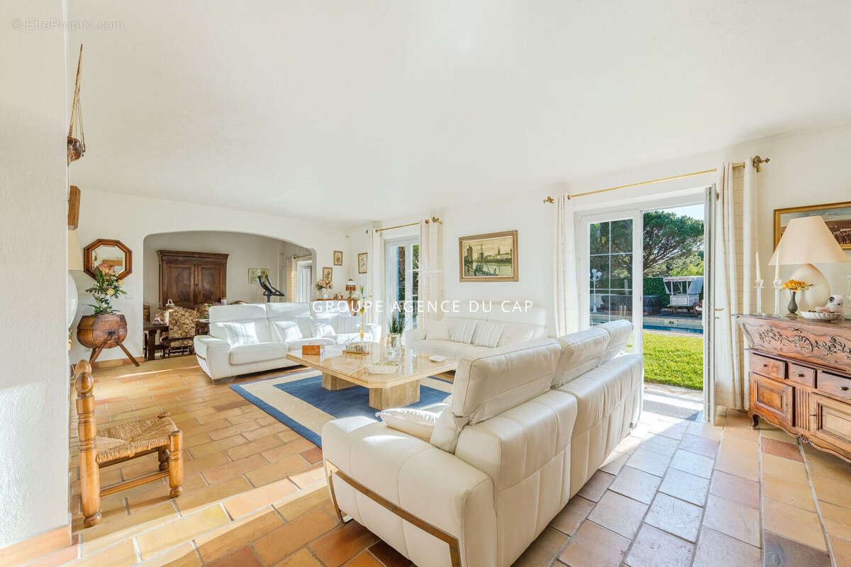 Maison à FREJUS